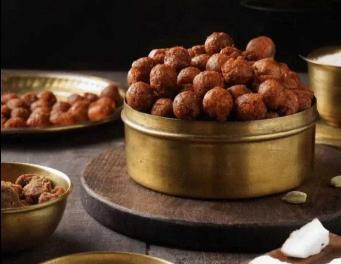 SKC Sweet Seedai (Crunchy Jaggery Rice Balls) 200G