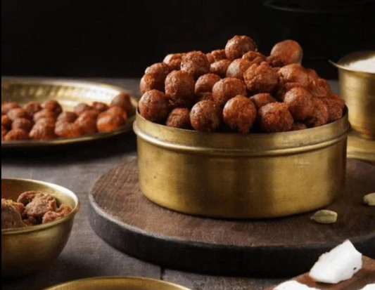 SKC Sweet Seedai (Crunchy Jaggery Rice Balls) 200G